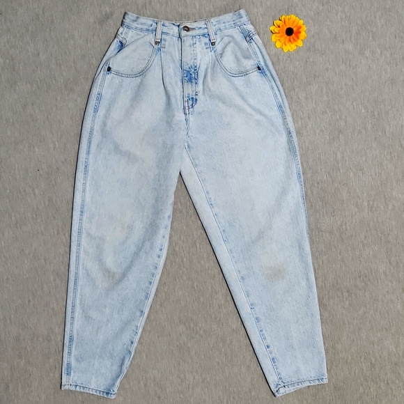 Vintage Brittania Light Wash Denim High Rise Tapered Leg Baggy "Mom" Jeans - Picture 8 of 17